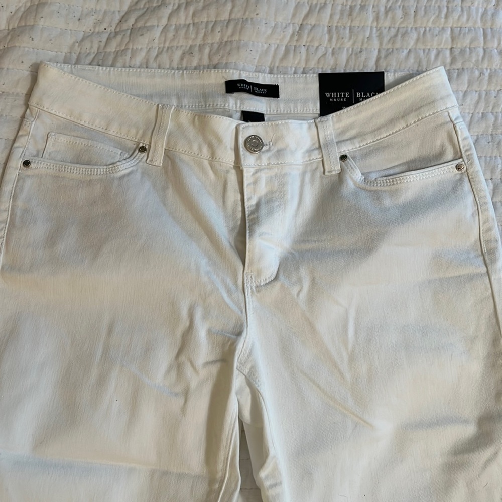 White House Black Market white slim crop jeans